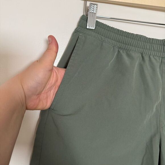 J Crew Flex Shorts 7'' Mens Size S Green Pull On Elastic Waist Polyester Beach - Picture 3 of 11